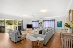 Mar-Lins - Pet Friendly - 2 Mins Walk to Beach - Image 3