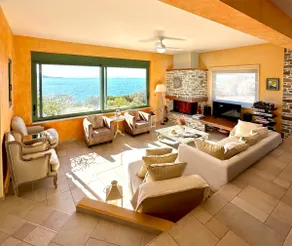 Wavefront Serenity - Exotic & Dreamy Getaway - Image 3
