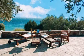 Wavefront Serenity - Exotic & Dreamy Getaway - Image 2