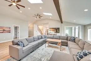 Views, Swimming & Family Fun: Chapman Lake Retreat - Image 5