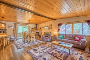 Heavenly Lake Haven -Relax at this Peaceful Home - Image 4