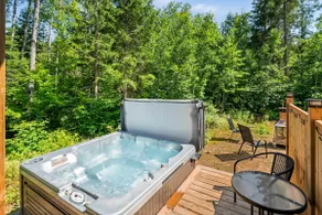 Spa Nature & Riverside Escape - Ecureuil Roux - Image 2