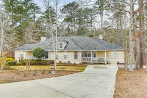 Scenic Water Views: Lakefront Home in Mccormick! - Image 2