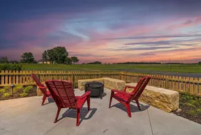 Pilot's Pad Studio on 75 Acres + Fishing Pond - Image 4