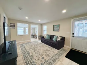 The Lake House - Image 4