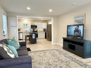 The Lake House - Image 3
