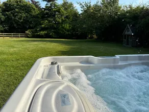 Welcome To Wrexham - Hot Tub Luxury 5 bed House - Image 4