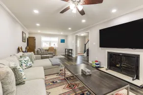 Newly Renovated w Private Dock Deck & Dog-Friendly - Image 2