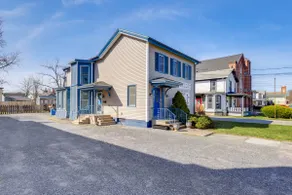 Walk to Dtwn: Seneca Falls Apt w/ Fire Pit! - Image 3