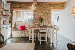Sweetheart Cottage-Cosy 2BD in Cotswolds - Image 3