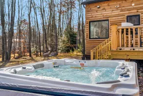 Sleeps 16 | Indoor Pool + Golf • Lake Harmony - Image 2