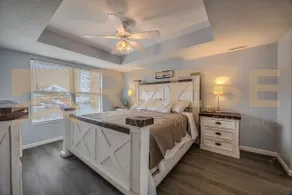 Classic Lakeside Home - Image 3