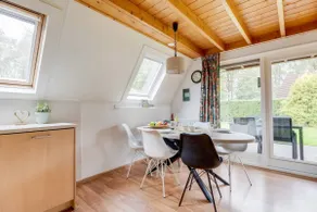 Beautiful holiday home on the edge of the forest - Image 2