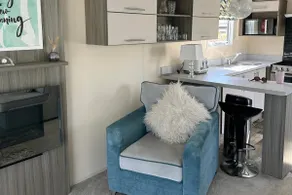 Caravan in Holcot - Sleeps 6 - Maximum 6 people - Maximum 4 adults per booking -Pet Friendly - Image 4