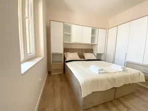 New Yorker 2BR Top location - Image 3