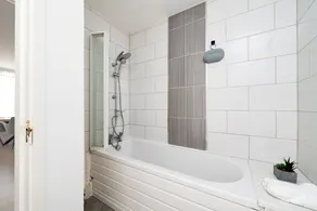 GuestReady - Serene retreat in North Finchley - Image 5