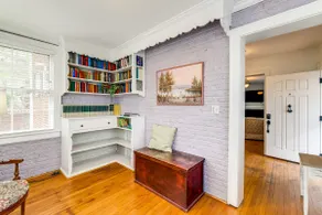 1 Mi to Dtwn Roanoke: Home w/ Yard & Mtn View! - Image 5