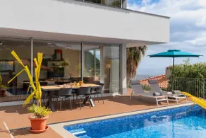 Tropical Villa by an island apart - Image 2