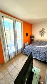 Laurence's Home - Image 3