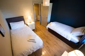 Hillside Apartment - Image 5
