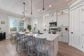 Shared Communal Pool | Hot Tub | Grill | Game Room - Image 3