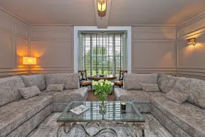 Finest Retreats - Ttich Manor Retreat - Image 2