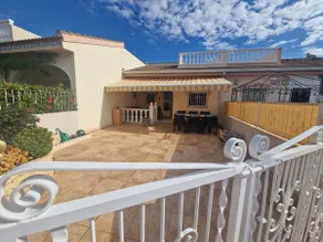 Tranquil Bungalow Retreat - Image 3