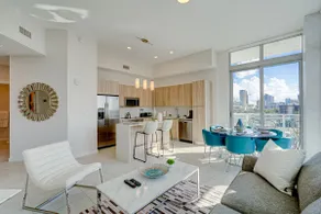 DESIGN DISTRICT LUXURY 2/2 PARADISE Q602 - Image 4
