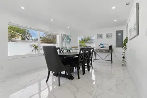 Sleeps 10 | Hot Tub • Pet-Friendly Beach - Image 3
