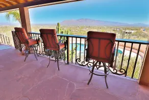 Private Hilltop Oasis Overlooking City Lights - Image 4