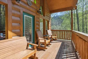 KunTree Cabin by Beyond Expectations w Hot Tub - Image 5