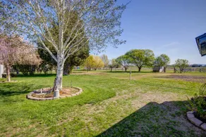 Prosser Country Home Perfect for Wine Lovers - Image 3