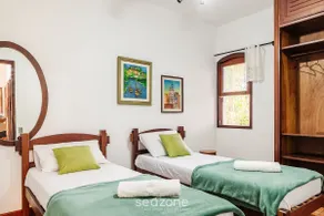 Seaside View House, 10 min From the Beach Pev025 - Image 3