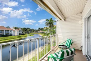 Bright King Bed Escape Pondview Half mile to Beach - Image 4