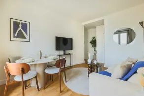 Charming flat -1BR-4P- Paris 17e - Image 2