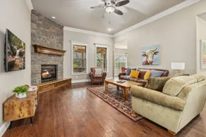Coler Cottage-0.4 mi to Coler MTB Trail-Game Room - Image 3