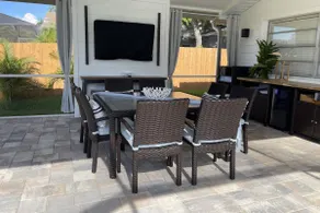 Heated Pool, Fishing Pond, Bikes & Family Perks - Image 4