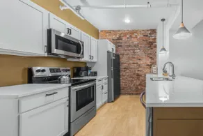 Enger Lofts Monthly Rental 325, Heirloom Vacations - Image 3