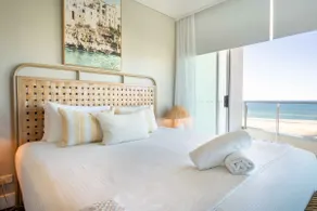 Coastal Penthouse with private heated plunge pool - Image 3