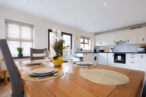 Townside Stay - New Town Dingle - Image 2