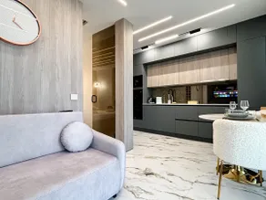 Cloud Nine Airport Residence- Free Parking, king - Image 3