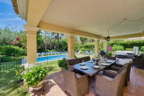 Villa familiale piscine chauffée wifi haut débit Netflix Tennis - Image 4