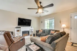 Coulterville Home w/ Gazebo Near Lakes & Hiking! - Image 4