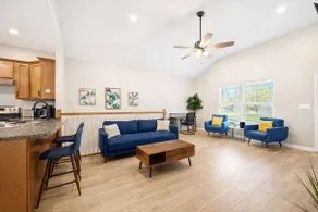 Spacious home close to Churchill Downs w/ parking! - Image 4