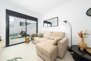 Villa with private pool and rooftop, near beach - Image 2