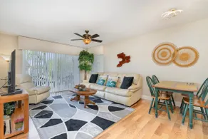 Beachside Pond View Retreat - Image 4