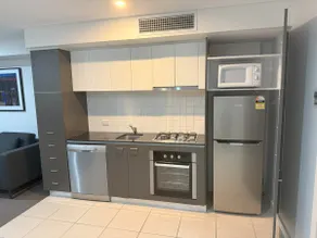 Happy Bnb At Oaks Embassy - Image 4