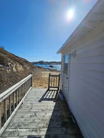 Salty B'y Cottage - Image 4