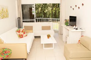 Fully-equipped waterfront flat 10' high wall Porto Galinha - Image 3