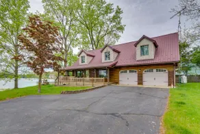Lakefront Getaway w/ Fire Pit in Akron - Image 2